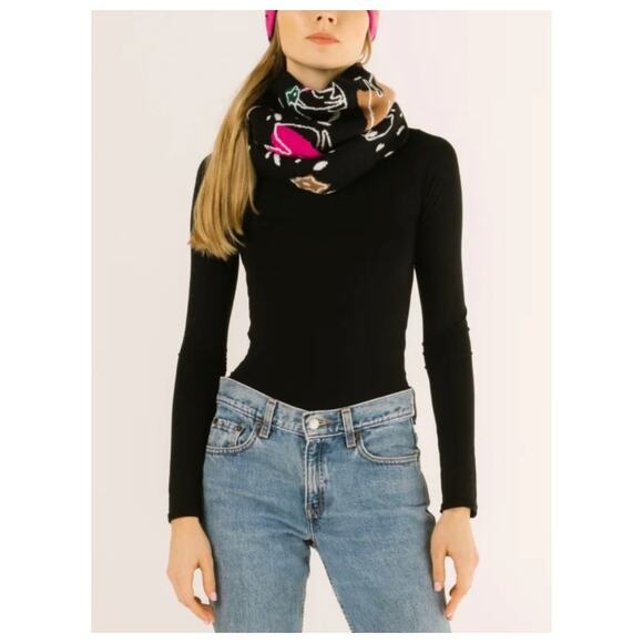 Bel Kazan Anthropologie Infinity Neck Scarf Black Pink Pattern - Picture 7 of 7